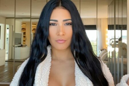 Simaria posta foto nua e apaga logo depois; veja a imagem Clique íntimo viralizou entre os fãs da sertaneja simaria sem roupa