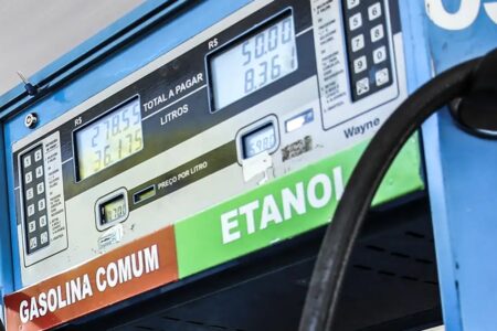 Litro do etanol e diesel aumentam em Goiás, mas gasolina segue estável