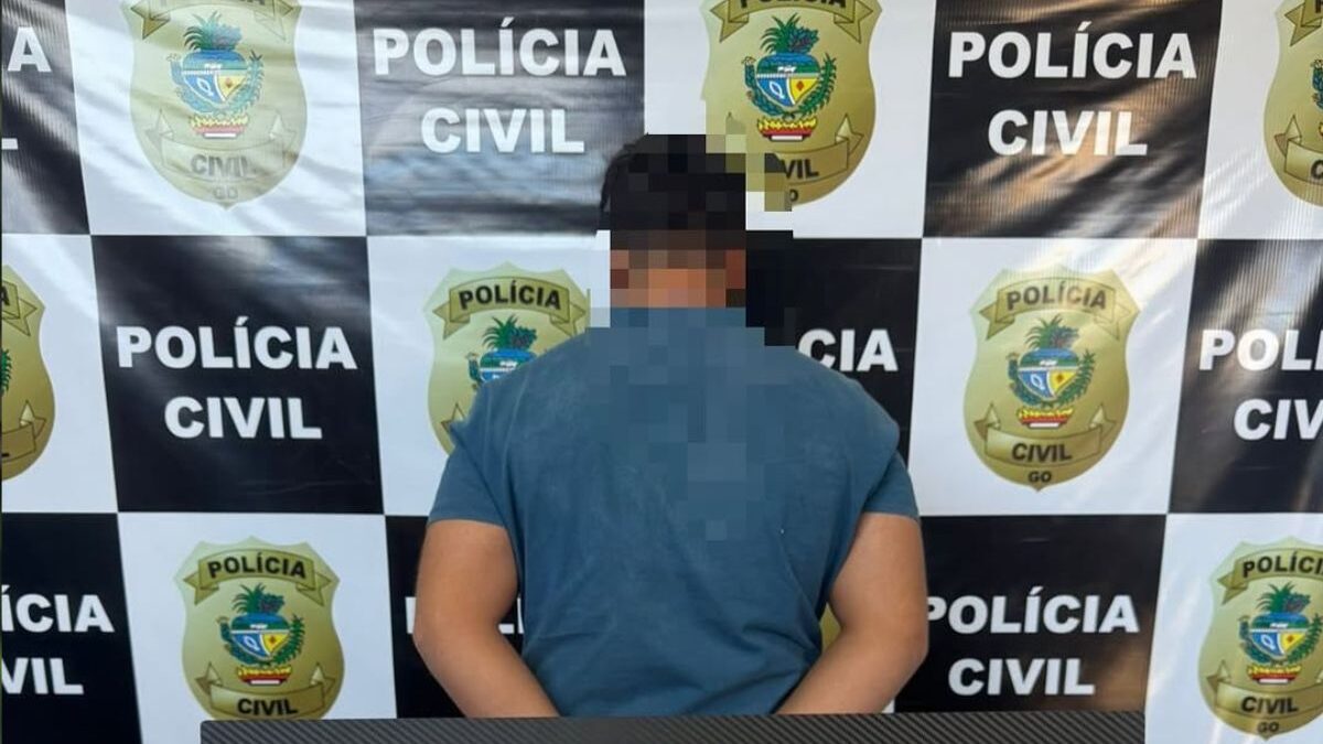 De madrugada, homem entra com barra de ferro e quebra casa da ex em Piracanjuba (Foto: Polícia Civil)