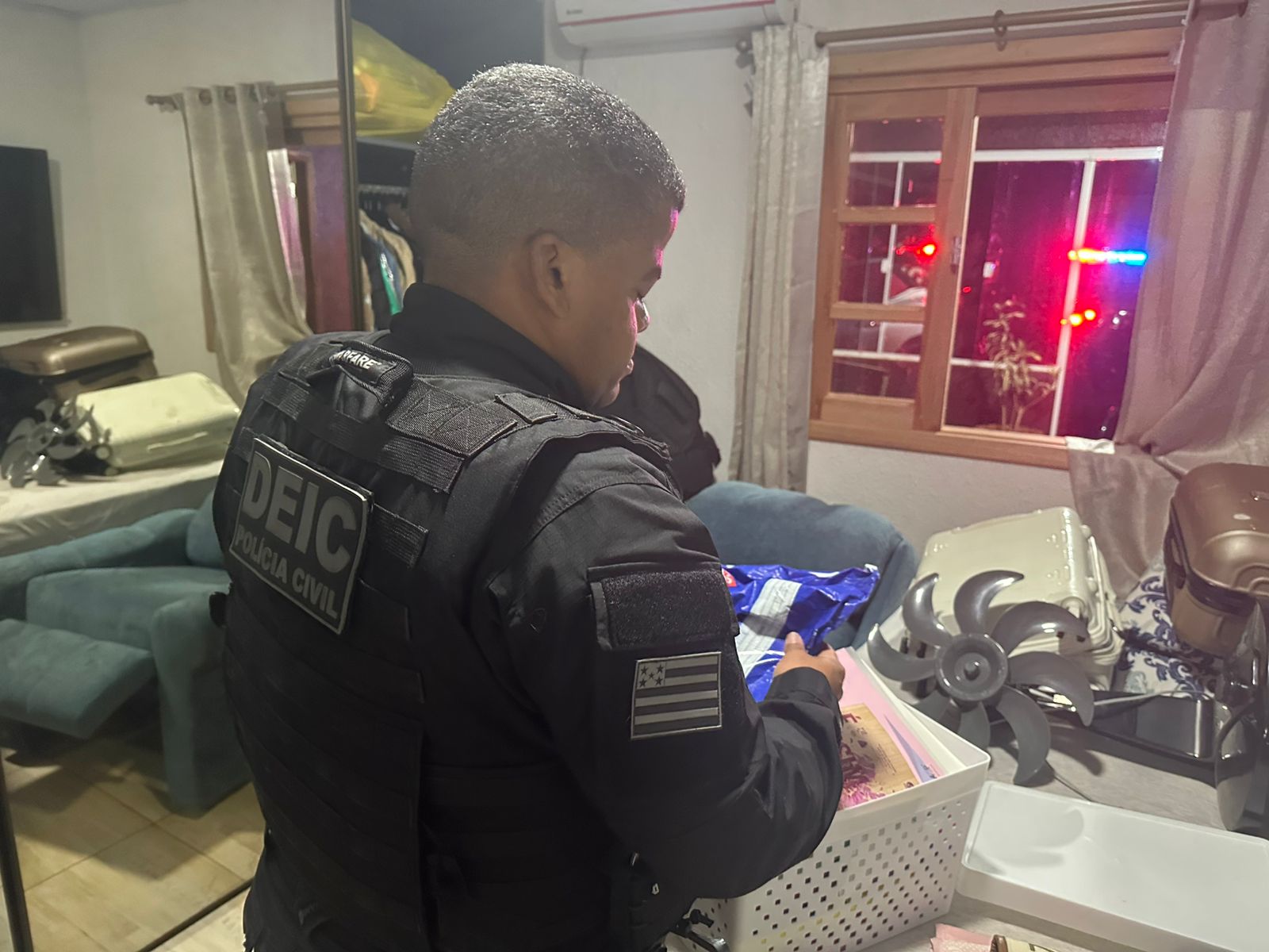 Imagem do cumprimento do mandado de busca e apreensão