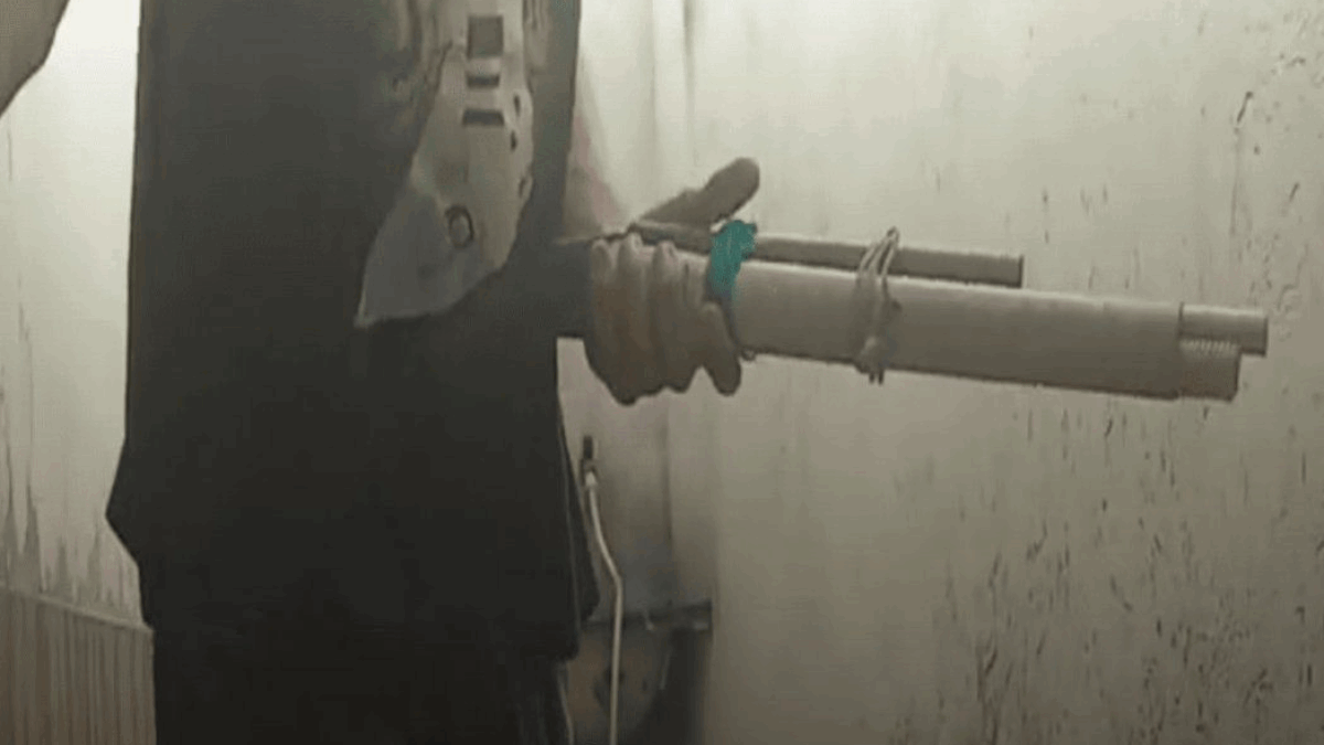 Imagem da arma caseira que os adolescentes fizeram