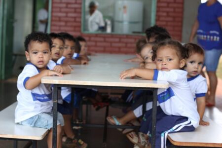 Mutirão com 5 mil vagas para ensino básico acontece neste sábado em Goiânia; saiba como se inscrever