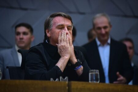 A PF disse que Bolsonaro guardava no seu celular um pedido de asilo político direcionado a Javier Milei. (Foto: Jucimar de Sousa/Mais Goiás)