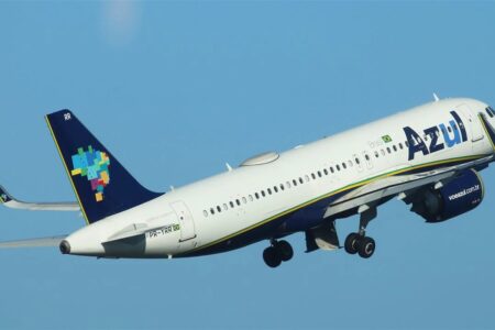 Companhia aérea Azul deixa de operar em cidade de Goiás; veja qual Outras 13 cidades pelo país também deixarão de contar com voos da empresa