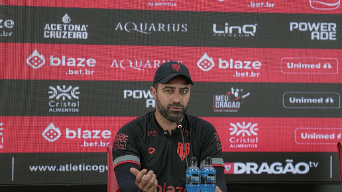 Rafael Lacerda vê com bons olhos resultado e nova formação tática