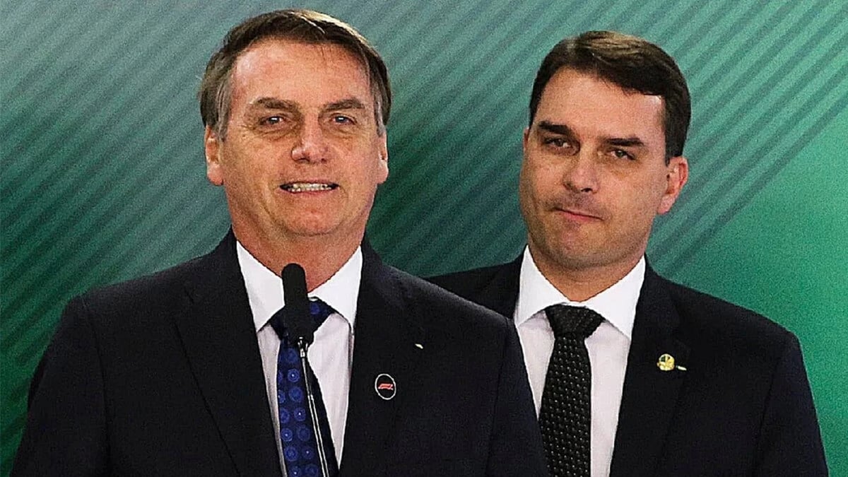 Ex-presidente avalia que o filho conta com um palanque de governadores Jair Bolsonaro escolhe Flávio para 2026 e avisa Tarcísio