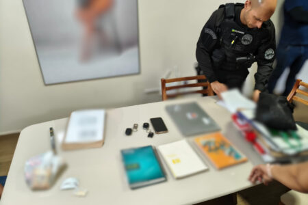 Imagem do momento das buscas