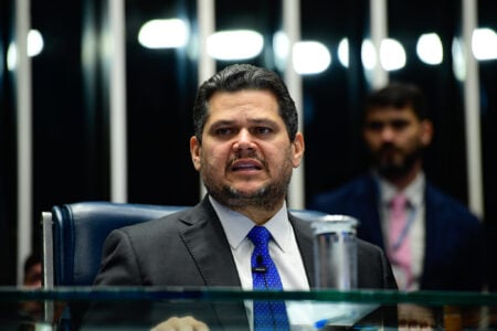 Alcolumbre diz que sabatina a Jorge Messias ao STF ocorrerá em 'momento oportuno'