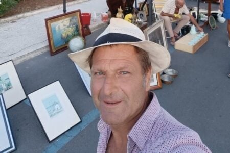 Botulismo: Músico italiano morre após comer sanduíche de linguiça com brócolis Luigi Di Sarno tinha 52 anos