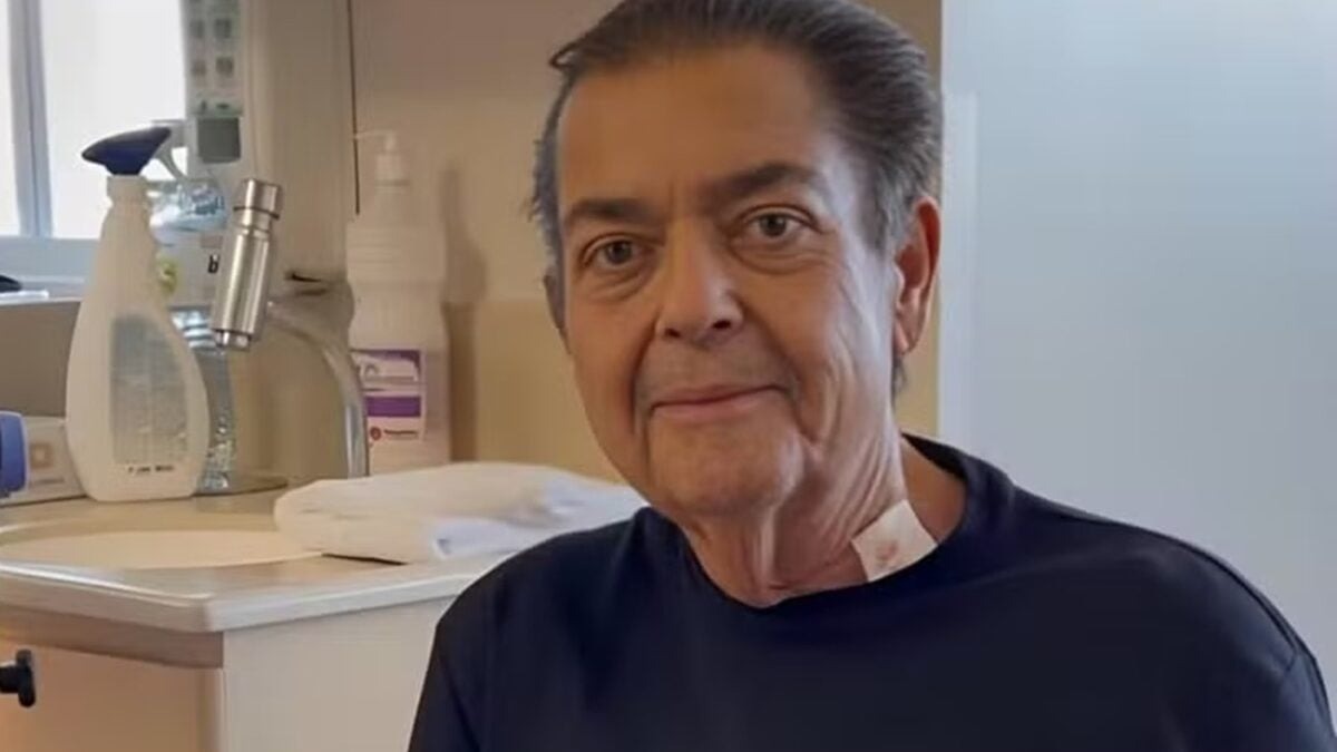 Faustão recebe alta de hospital após transplantes de rim e fígado Veja o que diz o boletim médico do apresentador