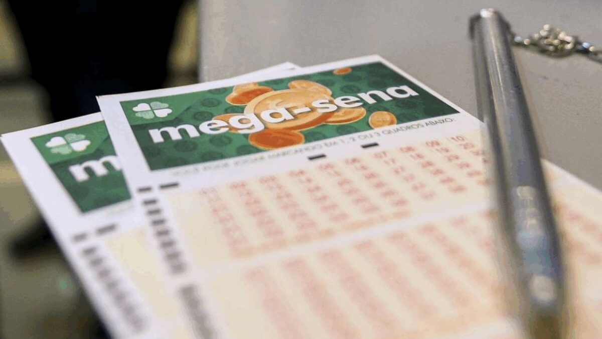 Mega-Sena: prêmio máximo acumula e deve chegar a R$ 14 milhões (Foto: Agência Brasil)