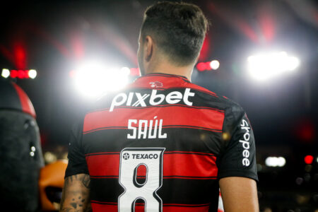 Saúl, meia do Flamengo