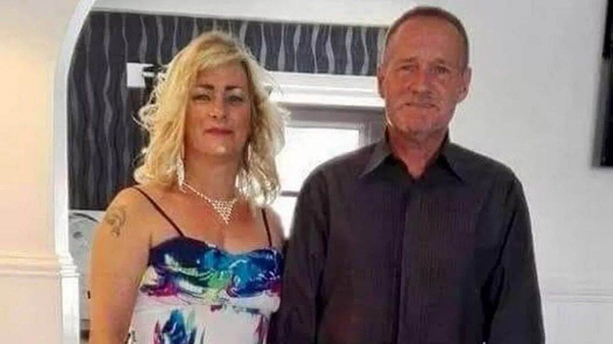 Mulher vai parar na polícia após torcer os testículos do marido; veja o motivo Episódio aconteceu enquanto os dois estavam na cama