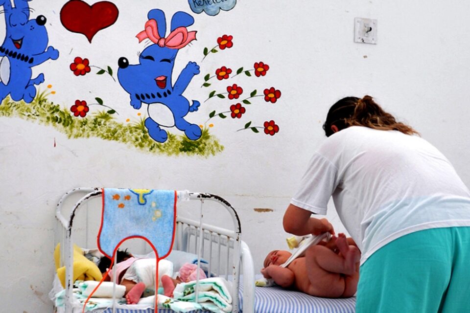 STJ reconhece cuidados de mãe detenta ao filho para remição de pena