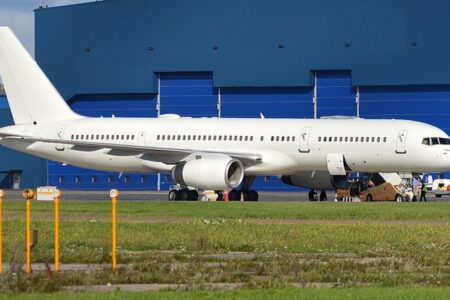 O que se sabe sobre o caso do avião da Força Aérea dos EUA que pousou em Porto Alegre Aeronave sem identificação operações especiais