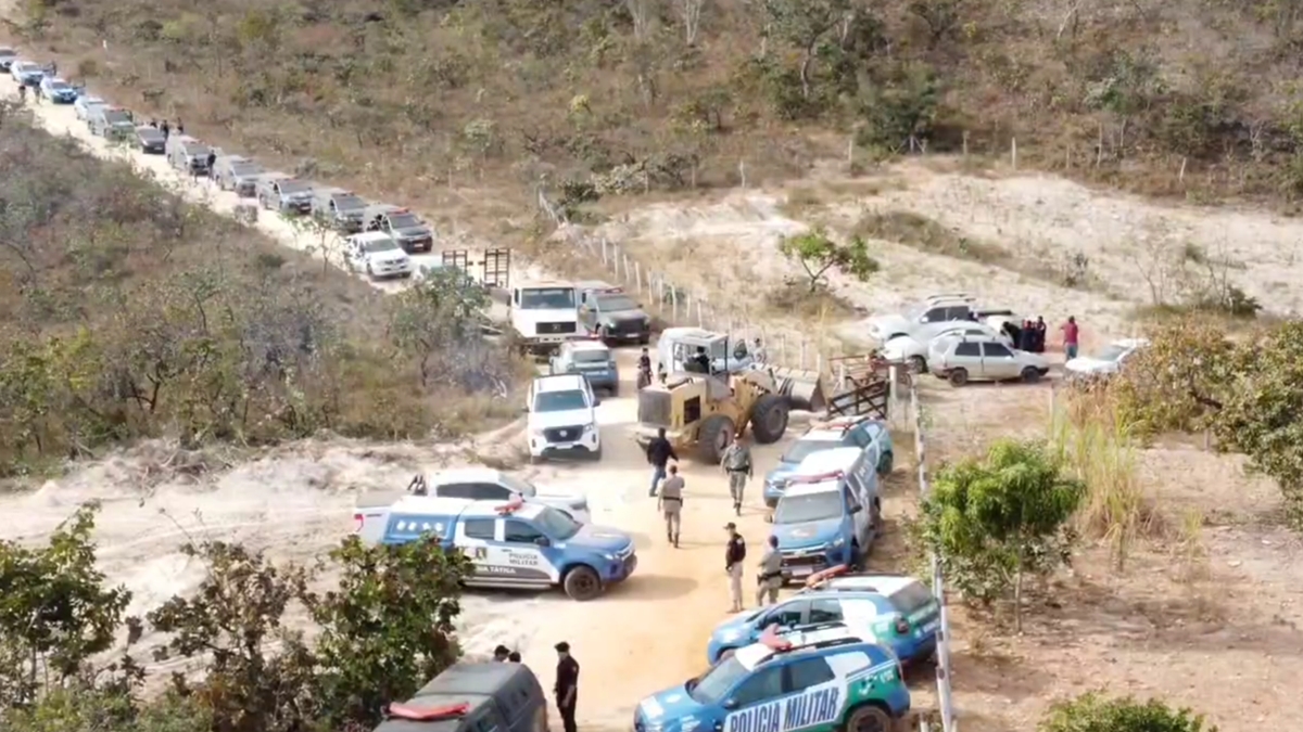 Começa desocupação no povoado Antinha de Baixo, em Santo Antônio do Descoberto