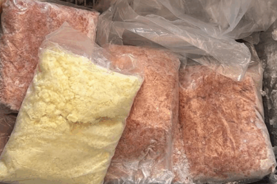 Operação apreende mais de duas toneladas de alimentos impróprios em Goiânia