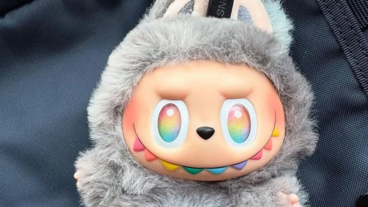 Labubu terá versão mini para celular; saiba detalhes Empresa promete lançar nova versão do bicho de pelúcia ainda nesta semana