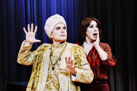 Claudia Raia e Jarbas Homem de Mello apresentam 'Cenas da Menopausa' em Goiânia