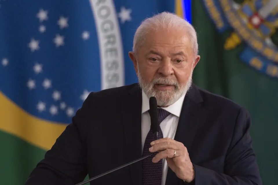 Afetados pelo tarifaço, setores ligados a Bolsonaro procuram o governo Lula Uma das principais vozes desse movimento é a Taurus