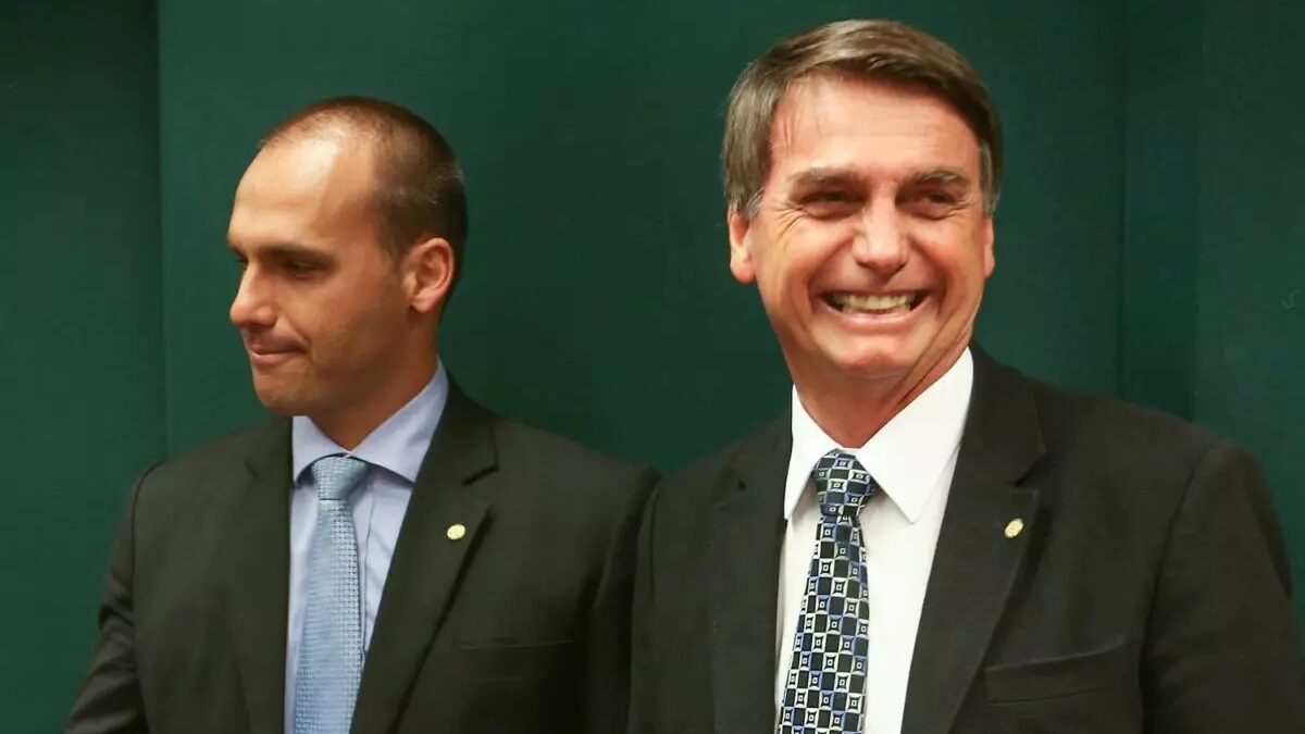 Eduardo será candidato até contra Tarcísio e sem apoio de Bolsonaro Ele julga que pai está recebendo conselhos equivocados de políticos