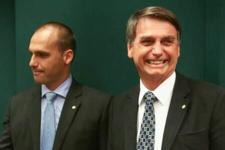 Eduardo será candidato até contra Tarcísio e sem apoio de Bolsonaro Ele julga que pai está recebendo conselhos equivocados de políticos
