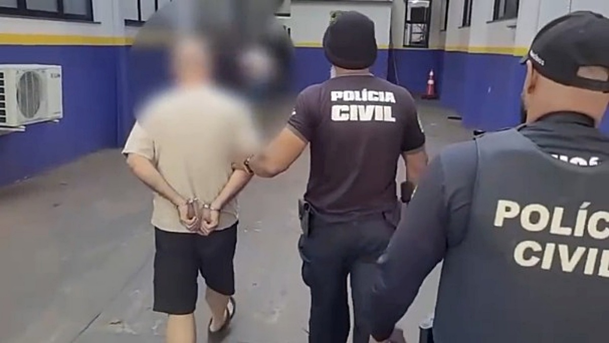Imagem de um dos investigados presos
