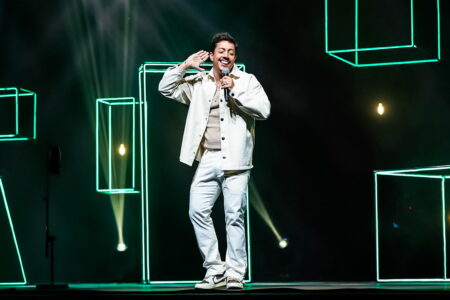 Renato Albani apresenta ‘A Ignorância É Uma Dádiva’ em Goiânia com sessões extras