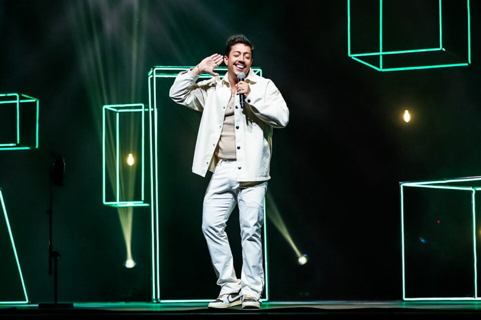 Renato Albani apresenta ‘A Ignorância É Uma Dádiva’ em Goiânia com sessões extras