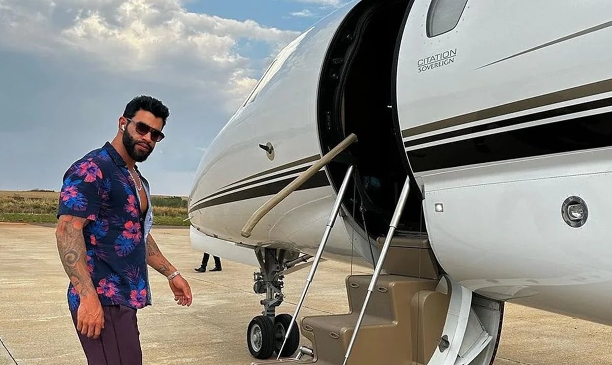 Cantores sertanejos trocam estrada por jatinhos milionários; veja quem tem Até mesmo uma famoso que era contra, se rendeu