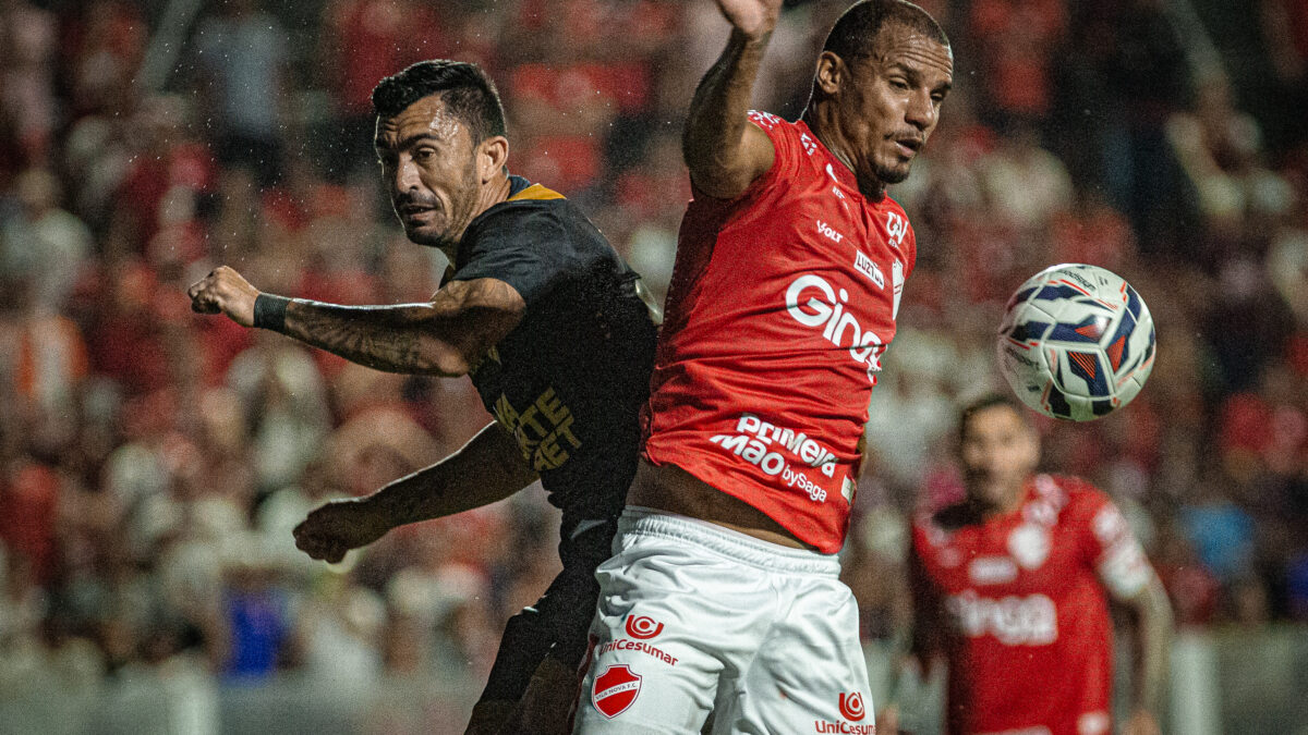 Vila tem ligeira vantagem no histórico sobre o Athletico