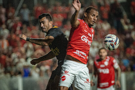 Vila tem ligeira vantagem no histórico sobre o Athletico