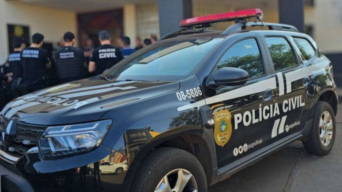 Caminhoneiro é assaltado por três mulheres enquanto dormia em posto de gasolina em Itumbiara