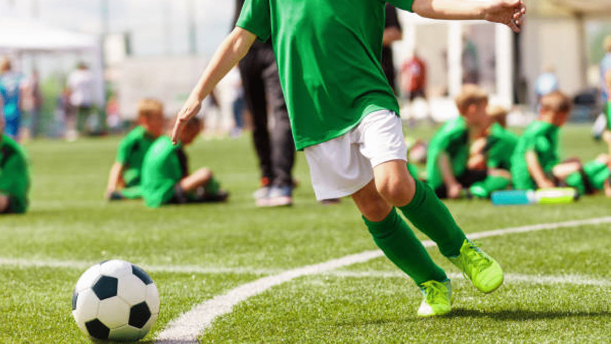 Jogo de futebol infantil vira caso de polícia após briga entre pai e árbitro em Trindade