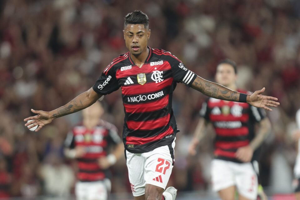 Bruno Henrique em partida pelo Flamengo