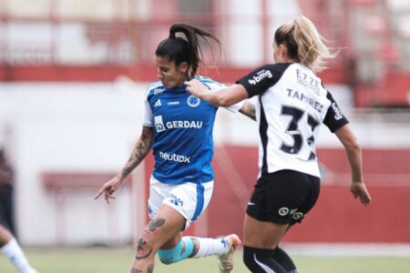 Cruzeiro recebe Corinthians pelo confronto de ida da final do Brasileiro Feminino