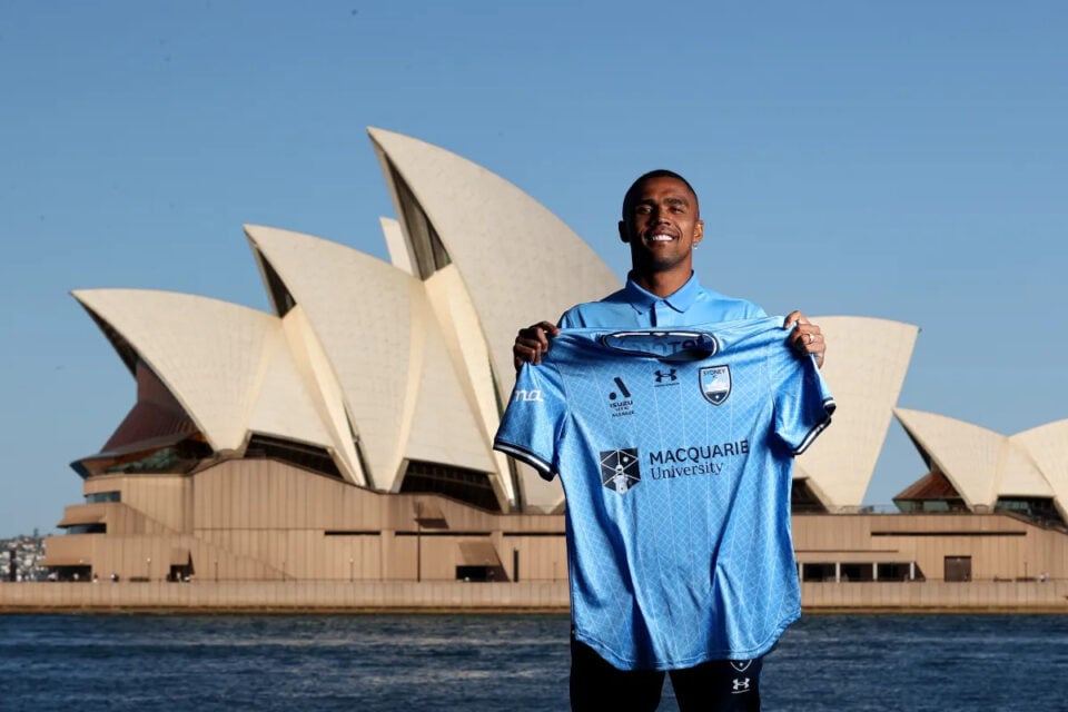Douglas Costa