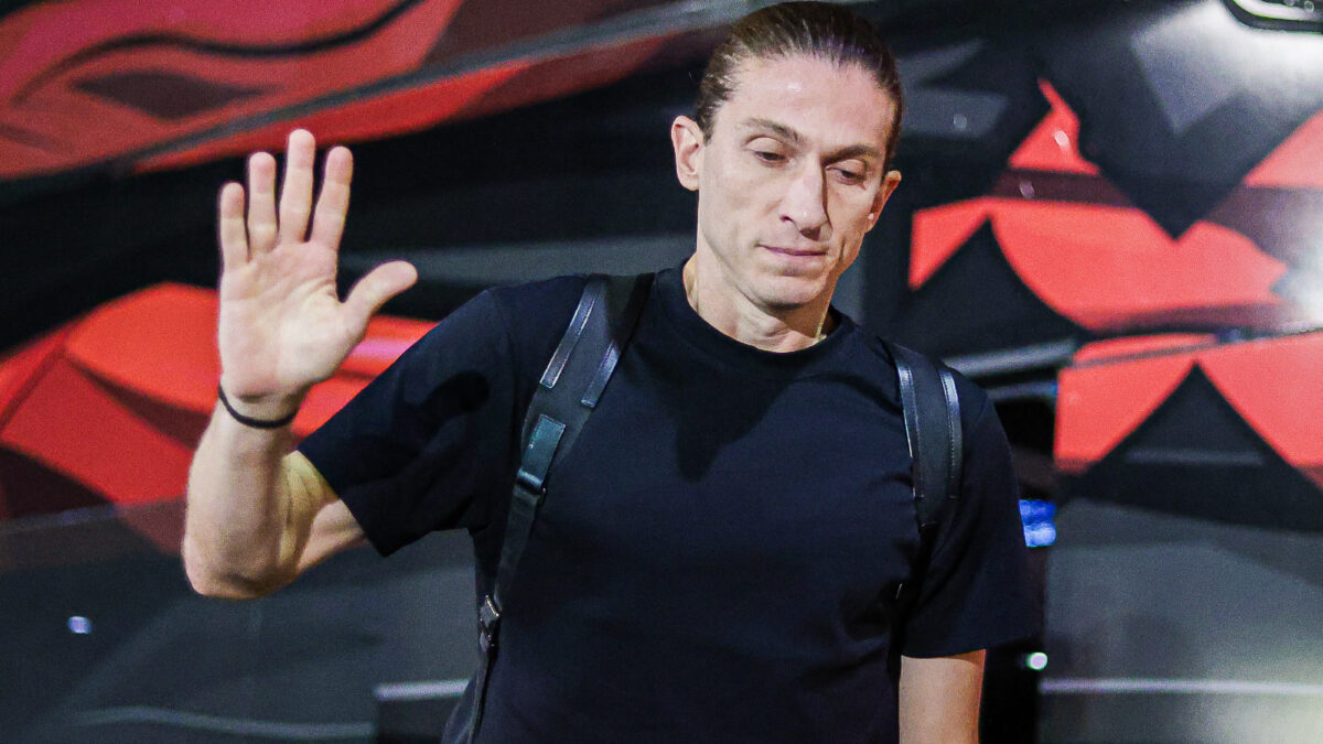 Filipe Luís fica no Flamengo