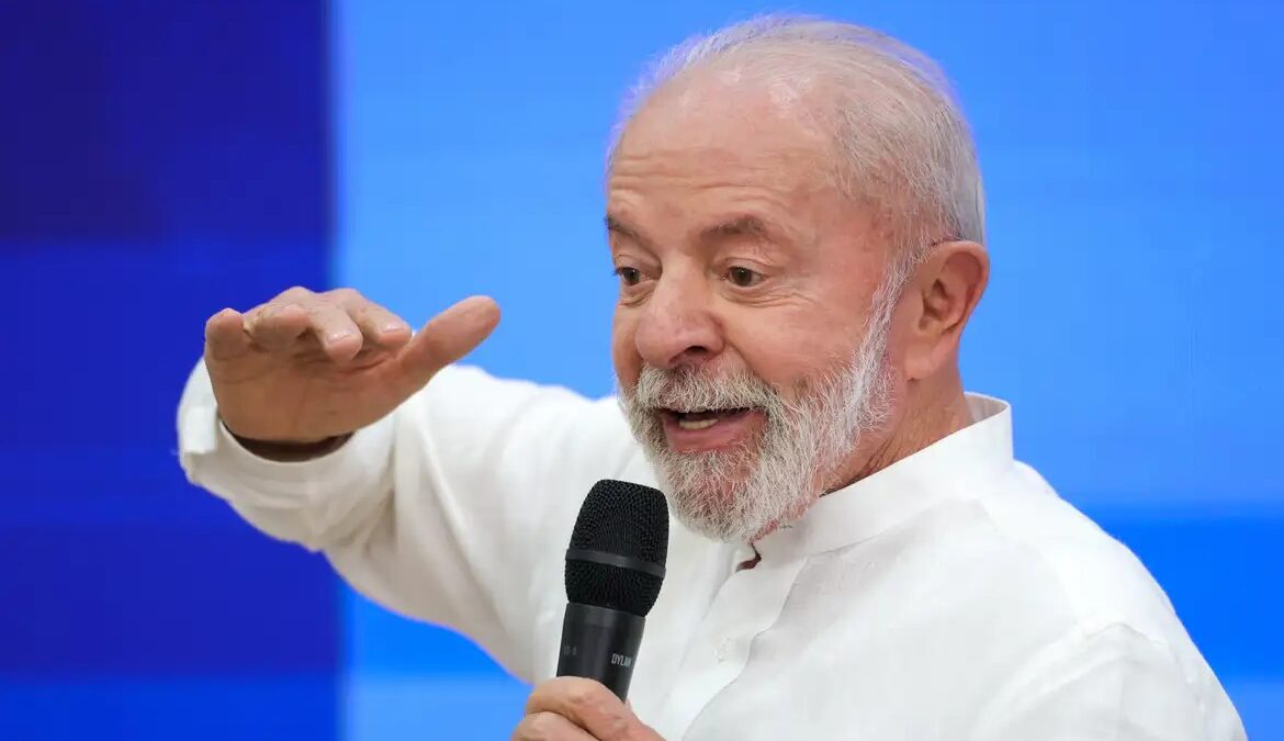 Lula critica PEC da Blindagem: "Se eu fosse deputado, votaria contra" Texto altera regras sobre a imunidade parlamentar