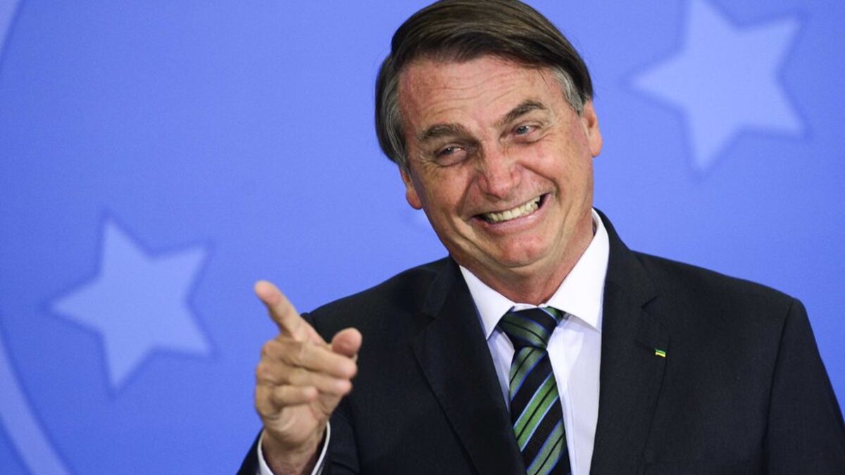 Bolsonaro responde a processo por crimes previstos em lei de sua própria autoria; entenda crimes pelos quais o ex-presidente é denunciado