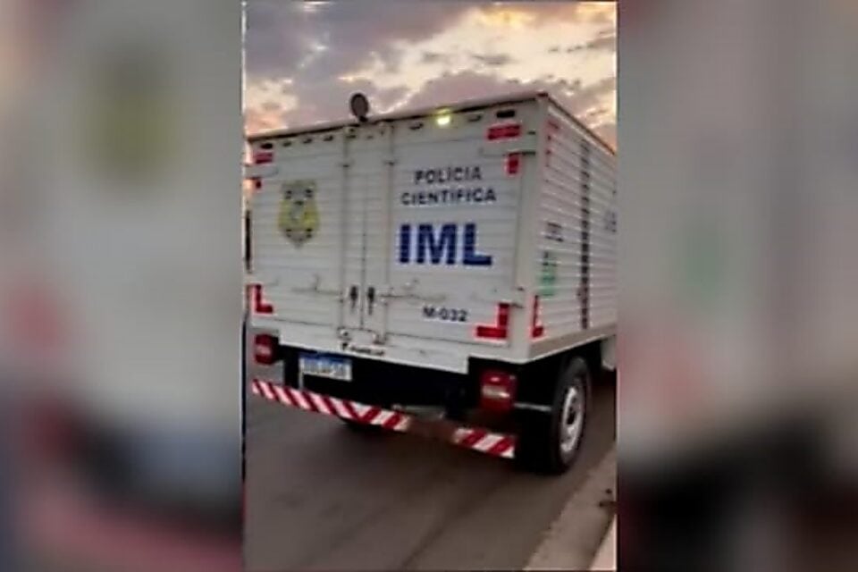 Imagem do carro do IML