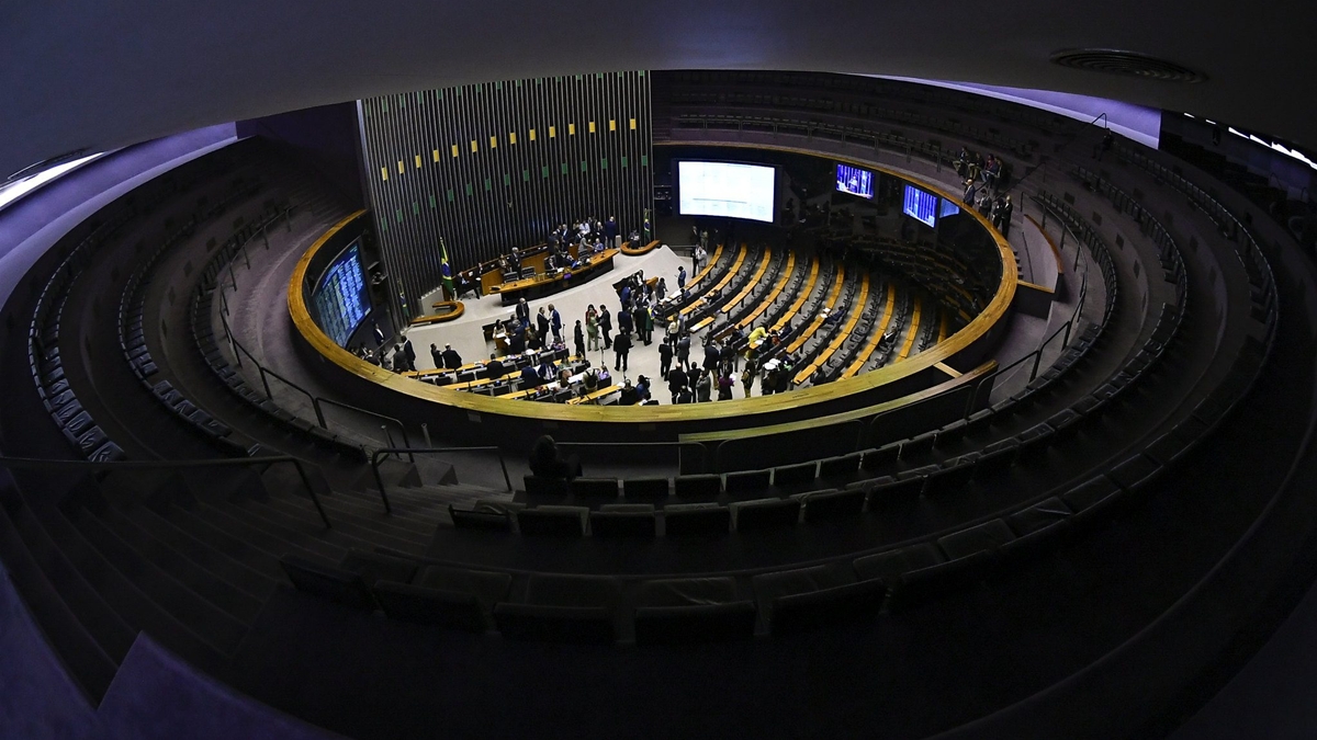 PEC da Blindagem pode ter constitucionalidade questionada no STF, diz especialista