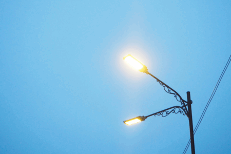 Imagem de um poste de luz