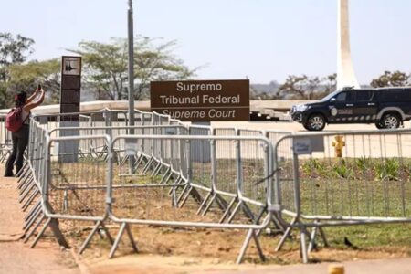 STF reforça segurança no julgamento de Bolsonaro; veja o que foi feito Medidas foram adotadas para garantir a proteção durante sessões