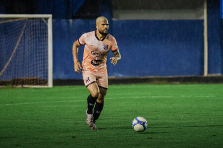 Igor Souza, zagueiro do Anápolis