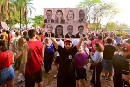 Reação popular à PEC da Blindagem surpreendeu centrão, dizem parlamentares Velocidade com que a proposta foi pautada