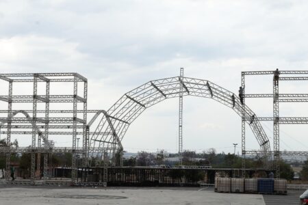 Estrutura do Aparecida é Show entra na fase final de montagem