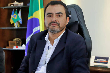 Governador do Tocantins é afastado em operação da PF sobre desvio de emendas desvio de verba para compra de cestas básicas na pandemia