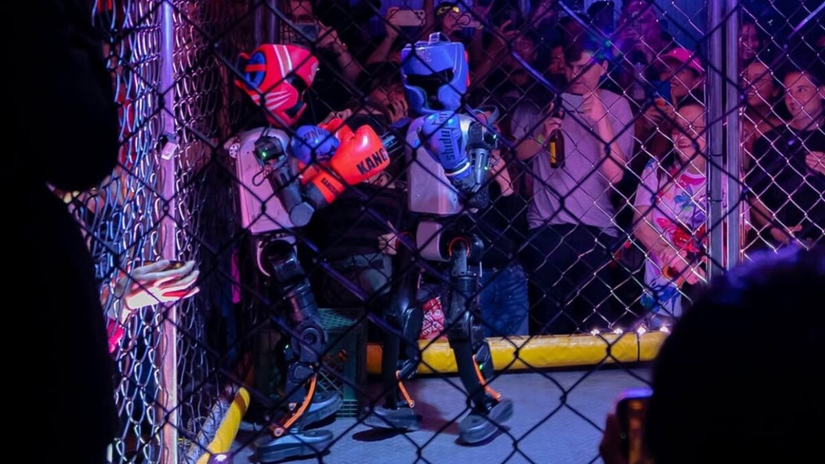 Robôs humanoides protagonizam luta de boxe nos EUA; veja vídeos Disputa faz parte do evento Ultimate Fighting Bots