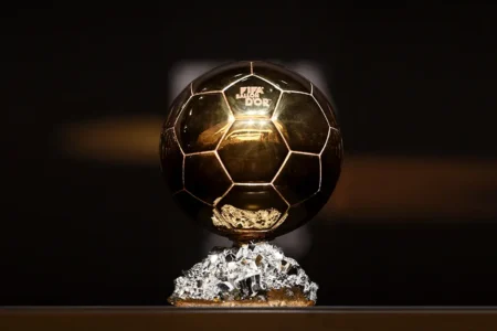 Premiação da Bola de ouro acontece nesta segunda
